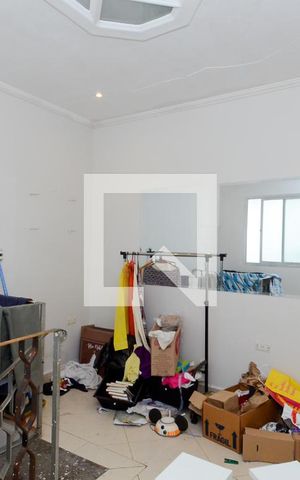 Casa à venda com 266m², 4 quartos e 2 vagasAntessala