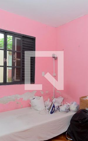 Casa à venda com 266m², 4 quartos e 2 vagasQuarto 2