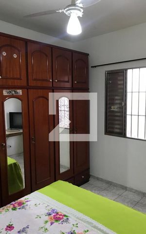 Casa à venda com 282m², 4 quartos e 2 vagas Casa à venda com 282m², 4 quartos e 2 vagasQuarto 3