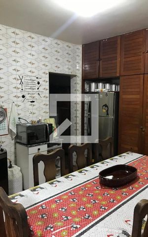 Casa à venda com 282m², 4 quartos e 2 vagas Casa à venda com 282m², 4 quartos e 2 vagasCozinha