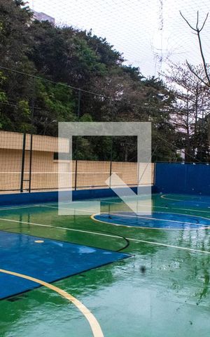Apartamento para alugar com 160m², 4 quartos e 3 vagas Apartamento para alugar com 160m², 4 quartos e 3 vagasQuadra Esportiva