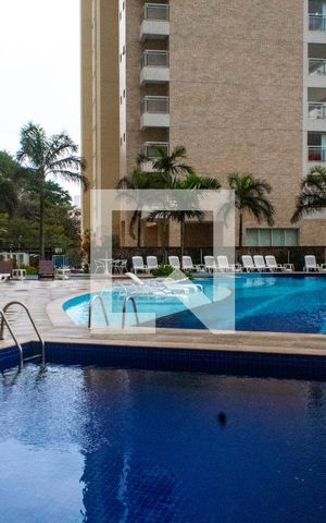 Apartamento para alugar com 160m², 4 quartos e 3 vagas Apartamento para alugar com 160m², 4 quartos e 3 vagasÁrea comum - Piscina