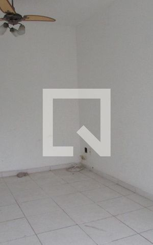 Apartamento à venda com 42m², 2 quartos e 1 vagaSala