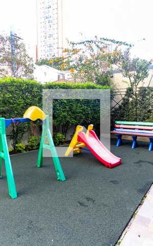 Apartamento à venda com 67m², 3 quartos e 2 vagas Apartamento à venda com 67m², 3 quartos e 2 vagasÁrea Comum - Playground