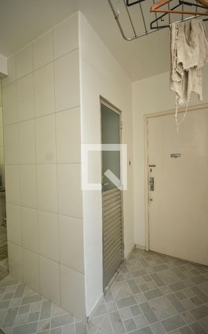 Apartamento à venda com 90m², 3 quartos e sem vagaDetalhe da area de serviço
