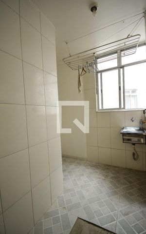 Apartamento à venda com 90m², 3 quartos e sem vagaDetalhe da area de serviço