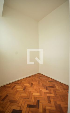 Apartamento à venda com 90m², 3 quartos e sem vagaQuarto de Serviço