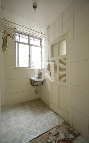 Apartamento à venda com 90m², 3 quartos e sem vagaDetalhe da area de serviço