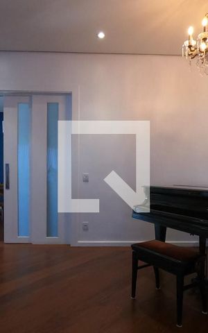 Apartamento à venda com 465m², 4 quartos e 5 vagas Apartamento à venda com 465m², 4 quartos e 5 vagasSala