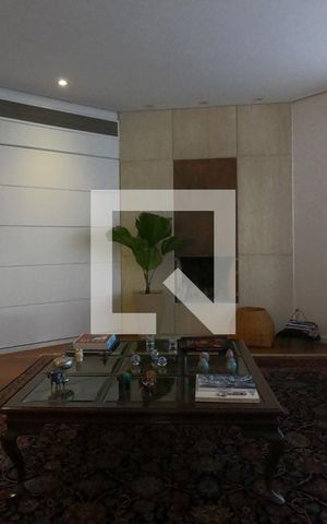 Apartamento à venda com 465m², 4 quartos e 5 vagas Apartamento à venda com 465m², 4 quartos e 5 vagasSala
