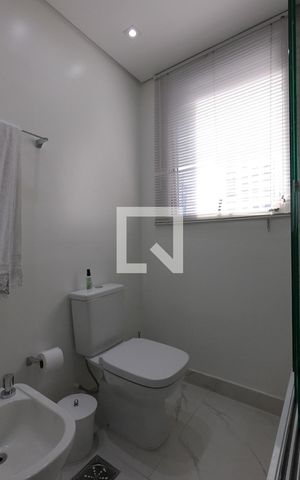 Apartamento à venda com 465m², 4 quartos e 5 vagas Apartamento à venda com 465m², 4 quartos e 5 vagasBanheiro da Suíte