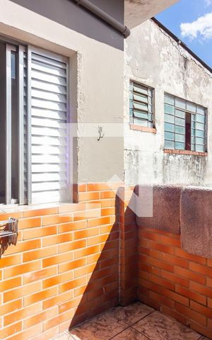Casa à venda com 192m², 3 quartos e 2 vagas Casa à venda com 192m², 3 quartos e 2 vagasSacada