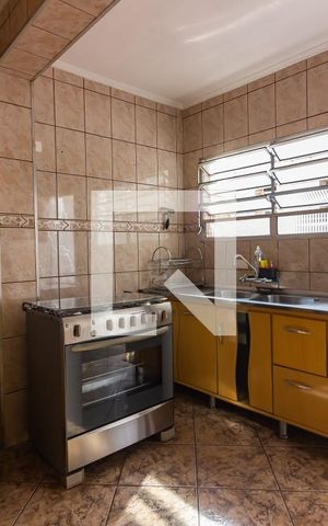 Casa à venda com 192m², 3 quartos e 2 vagas Casa à venda com 192m², 3 quartos e 2 vagasCozinha