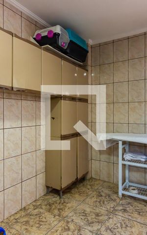 Casa à venda com 192m², 3 quartos e 2 vagas Casa à venda com 192m², 3 quartos e 2 vagasÁrea de Serviço