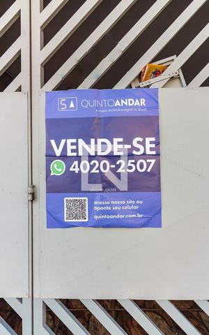 Casa à venda com 192m², 3 quartos e 2 vagas Casa à venda com 192m², 3 quartos e 2 vagasPlaca de Anuncio