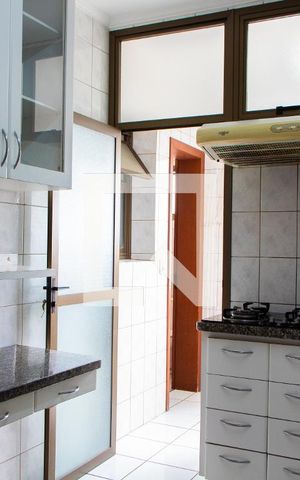 Apartamento à venda com 140m², 3 quartos e 2 vagas Apartamento à venda com 140m², 3 quartos e 2 vagasCozinha