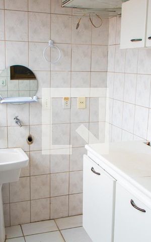 Apartamento à venda com 140m², 3 quartos e 2 vagas Apartamento à venda com 140m², 3 quartos e 2 vagasÁrea de Serviço