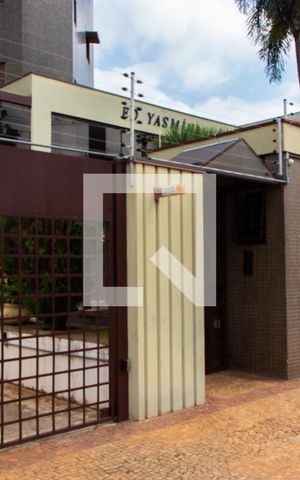 Apartamento à venda com 140m², 3 quartos e 2 vagas Apartamento à venda com 140m², 3 quartos e 2 vagasFachada do bloco