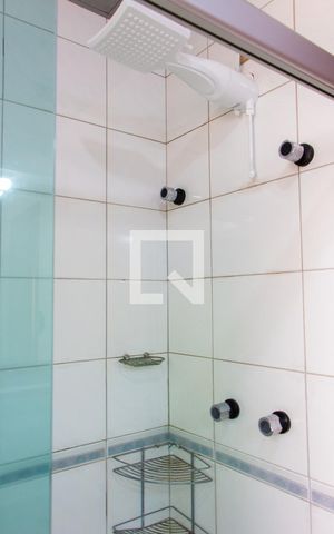 Apartamento à venda com 140m², 3 quartos e 2 vagas Apartamento à venda com 140m², 3 quartos e 2 vagasBanheiro
