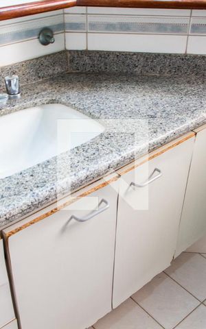 Apartamento à venda com 140m², 3 quartos e 2 vagas Apartamento à venda com 140m², 3 quartos e 2 vagasBanheiro