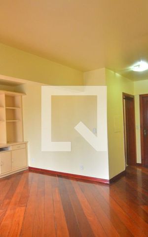 Apartamento para alugar com 111m², 2 quartos e 1 vagaSala