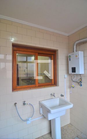 Apartamento para alugar com 111m², 2 quartos e 1 vagaÁrea de Serviço