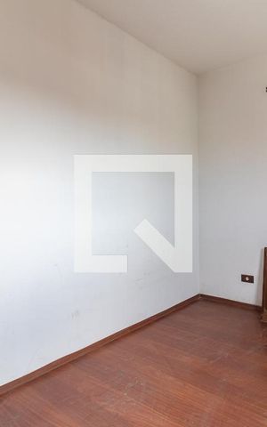 Casa à venda com 236m², 5 quartos e 4 vagas Casa à venda com 236m², 5 quartos e 4 vagasQuarto 1 da Casa 3