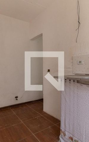 Casa à venda com 236m², 5 quartos e 4 vagas Casa à venda com 236m², 5 quartos e 4 vagasCozinha da Casa 3