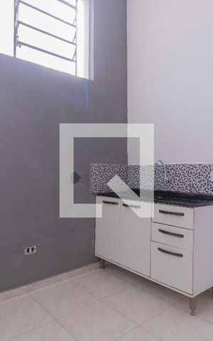 Studio para alugar com 33m², 1 quarto e sem vaga Studio para alugar com 33m², 1 quarto e sem vagaCozinha
