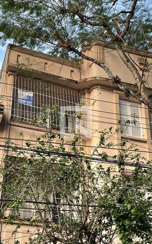 Apartamento para alugar com 130m², 3 quartos e sem vagaFachada