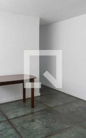 Apartamento à venda com 64m², 2 quartos e sem vaga Apartamento à venda com 64m², 2 quartos e sem vagaSala