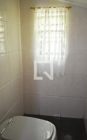 Casa à venda com 180m², 4 quartos e 2 vagas