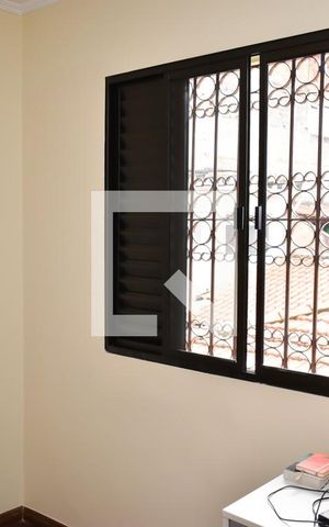 Casa à venda com 180m², 4 quartos e 2 vagas