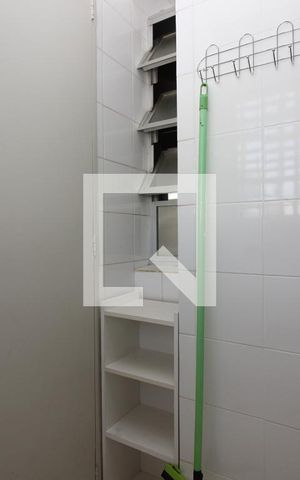 Apartamento para alugar com 89m², 3 quartos e sem vagaCozinha e Área de Serviço
