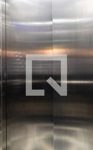 Apartamento para alugar com 26m², 1 quarto e sem vagaElevador