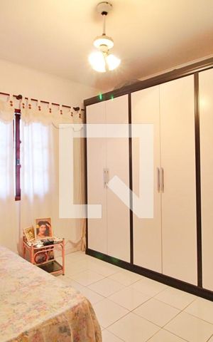 Casa à venda com 200m², 2 quartos e 3 vagasQuarto 2