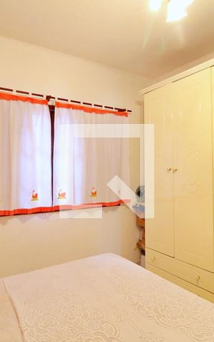Casa à venda com 200m², 2 quartos e 3 vagasQuarto Suíte