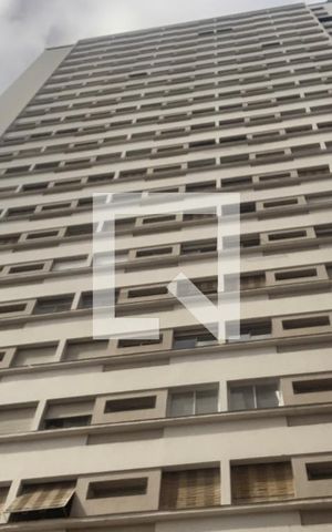 Apartamento à venda com 30m², 1 quarto e sem vaga Apartamento à venda com 30m², 1 quarto e sem vagaFachada do Prédio