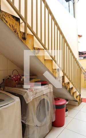 Casa para alugar com 650m², 4 quartos e 3 vagasLavanderia