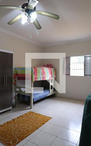 Casa para alugar com 650m², 4 quartos e 3 vagasQuarto 1