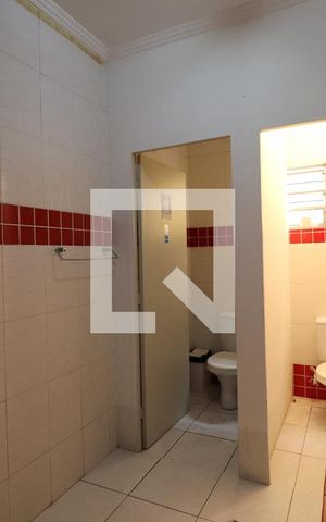 Casa para alugar com 650m², 4 quartos e 3 vagasBANHEIRO SOCIAL II