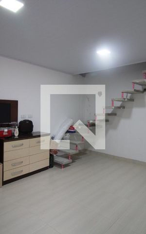 Casa à venda com 250m², 3 quartos e 4 vagasSala