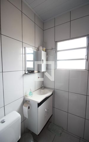 Casa à venda com 250m², 3 quartos e 4 vagasBanheiro
