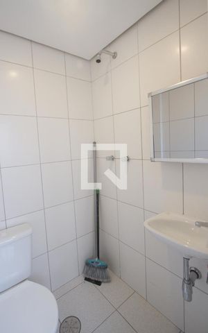 Apartamento para alugar com 112m², 2 quartos e 2 vagasBanheiro de Serviço