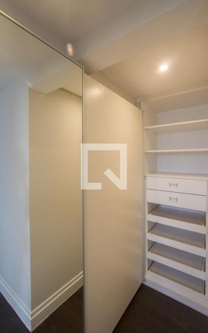 Apartamento para alugar com 112m², 2 quartos e 2 vagasCloset Suíte 1