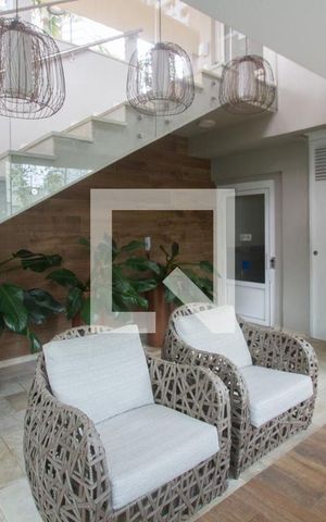 Apartamento para alugar com 112m², 2 quartos e 2 vagasHall