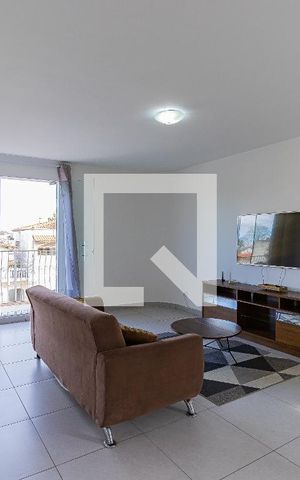Apartamento para alugar com 80m², 2 quartos e 1 vaga Apartamento para alugar com 80m², 2 quartos e 1 vagaSala