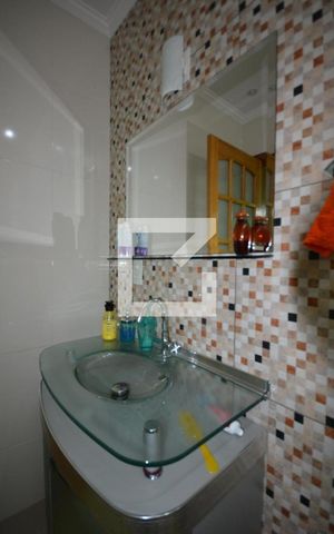 Casa à venda com 157m², 2 quartos e 2 vagasBanheiro da suite
