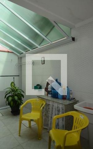 Casa à venda com 157m², 2 quartos e 2 vagasÁrea de serviço
