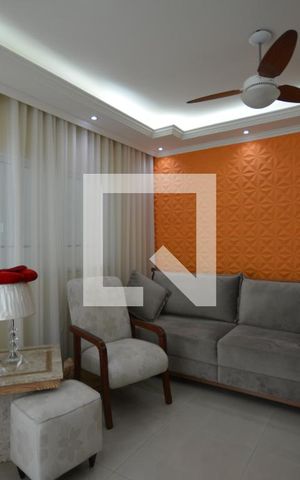 Casa à venda com 157m², 2 quartos e 2 vagasSala
